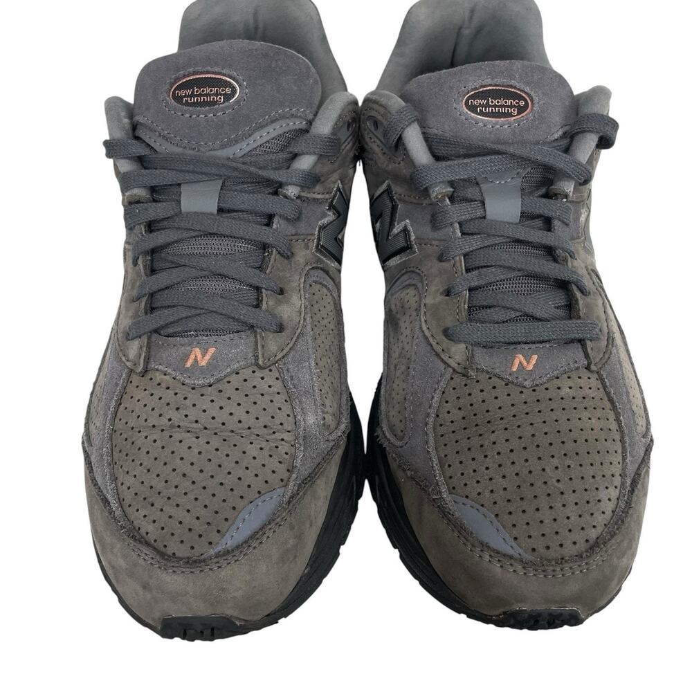 New Balance 2002R Charcoal Black Shoes Men's Size 10 M2002RGF Athletic Dark Grey - Picture 11 of 16
